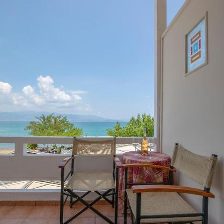 Hotel Kypreos Kaména Vúrla Kültér fotó